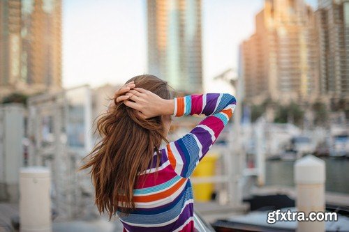 Girl and skyscraper-8xJPEGs