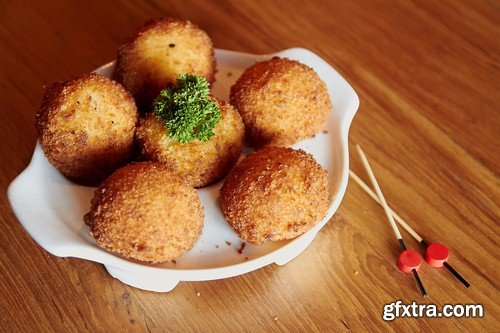 Fried cheese balls-7xJPEGs