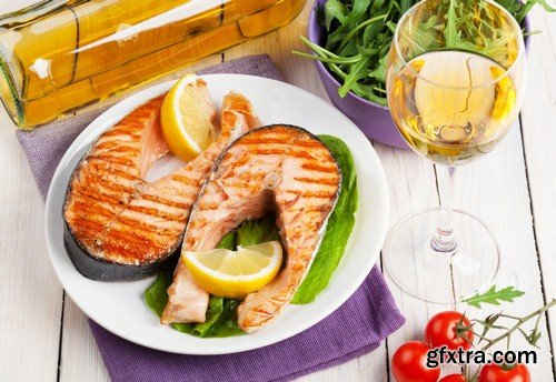 Fish steak with white wine-5xJPEGs