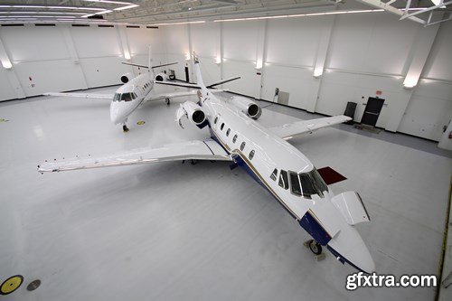 Private Jet - 27xUHQ JPEG