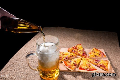 Pizza and beer 1-5xJPEGs