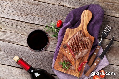 Steak with red wine-6xJPEGs