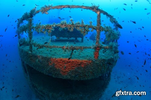 Collection of wreck shipwreck rusty metal remains of sea boat 25 HQ Jpeg