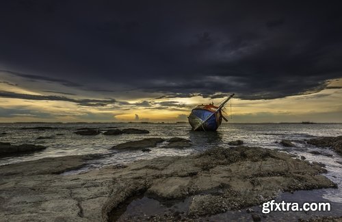 Collection of wreck shipwreck rusty metal remains of sea boat 25 HQ Jpeg