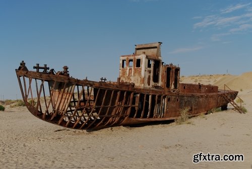 Collection of wreck shipwreck rusty metal remains of sea boat 25 HQ Jpeg