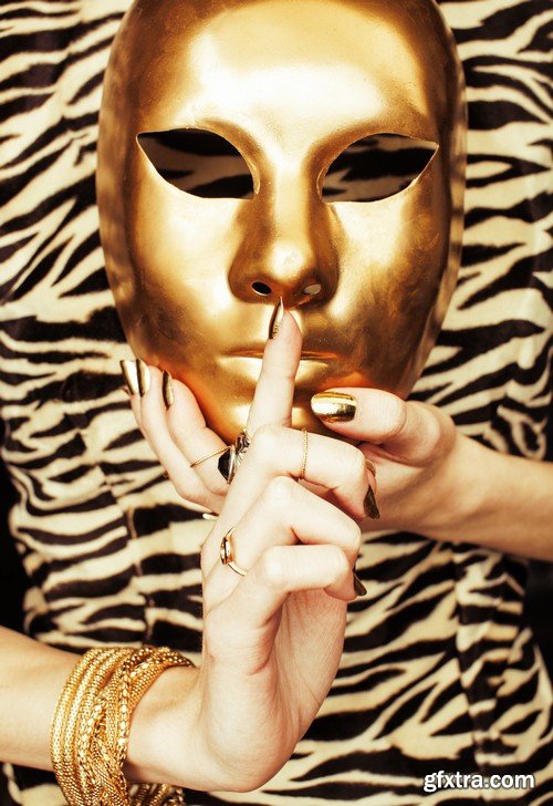 Gold mask-5xUHQ JPEG