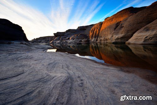 Grand Canyon, Arizona USA - 26xUHQ JPEG