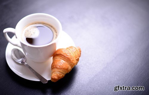 French Croissants - 26xUHQ JPEG