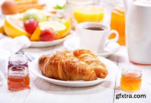 French Croissants - 26xUHQ JPEG