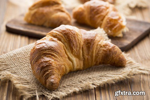 French Croissants - 26xUHQ JPEG