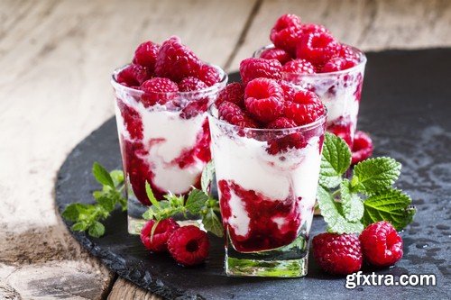 Dessert in glass with fruit-6xUHQ JPEG