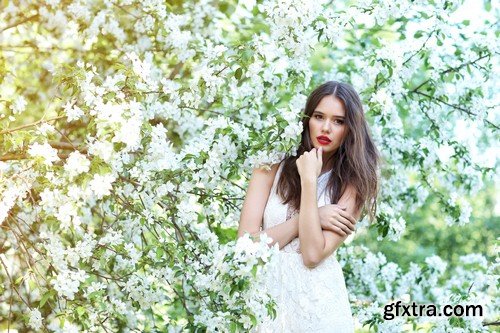 Girl in the garden - 5 UHQ JPEG