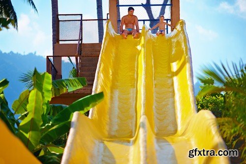 People in water park - 5 UHQ JPEG