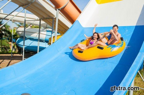 People in water park - 5 UHQ JPEG