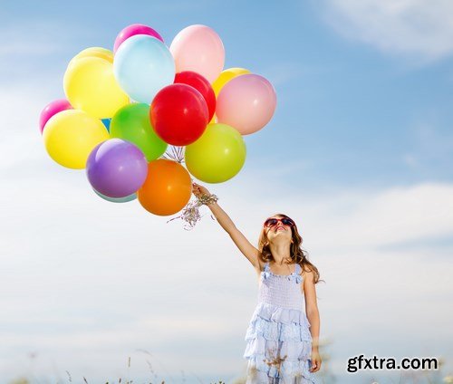 Happy Family & Colorful Balloons - 30xUHQ JPEG