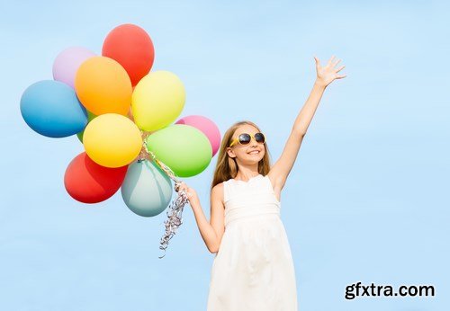 Happy Family & Colorful Balloons - 30xUHQ JPEG