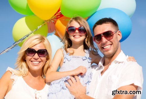 Happy Family & Colorful Balloons - 30xUHQ JPEG