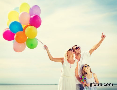 Happy Family & Colorful Balloons - 30xUHQ JPEG