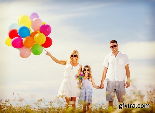 Happy Family & Colorful Balloons - 30xUHQ JPEG