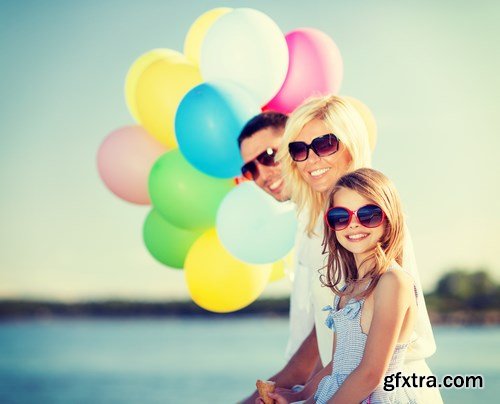 Happy Family & Colorful Balloons - 30xUHQ JPEG