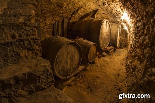 Collection wine cellar barrel room capacity basement 25 HQ Jpeg