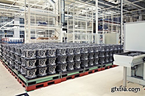 Robots in a car plant - 25 UHQ JPEG