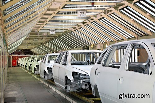 Robots in a car plant - 25 UHQ JPEG