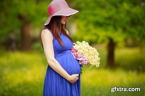 Beautiful Pregnant Woman - 9 UHQ JPEG