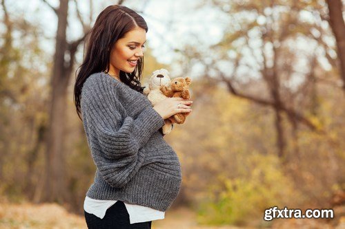 Beautiful Pregnant Woman - 9 UHQ JPEG