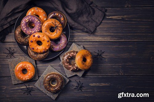 Halloweeen donuts - 12 UHQ JPEG