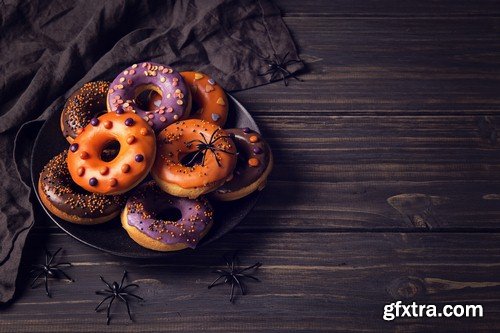 Halloweeen donuts - 12 UHQ JPEG