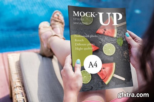 Magazine Mock-Up Glamour Edition