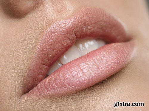 Female Lips 3 - 25xUHQ JPEG