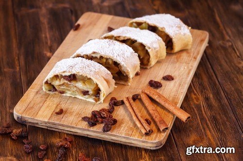 Apple strudel - 5 UHQ JPEG