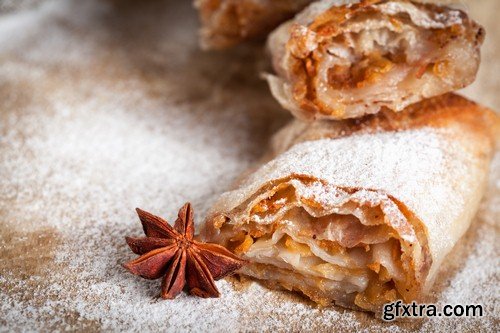 Apple strudel - 5 UHQ JPEG