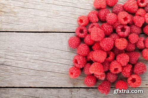 Red and Yellow Raspberries - 17xUHQ JPEG