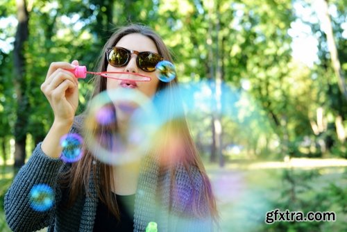 Collection soap bubble female child blowing bubbles 25 HQ Jpeg