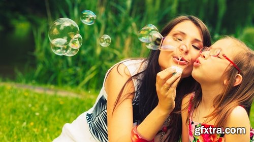 Collection soap bubble female child blowing bubbles 25 HQ Jpeg