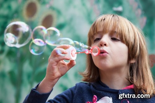 Collection soap bubble female child blowing bubbles 25 HQ Jpeg