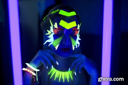 Collection of ultraviolet girl woman in fluorescent paint body painting 25 HQ Jpeg