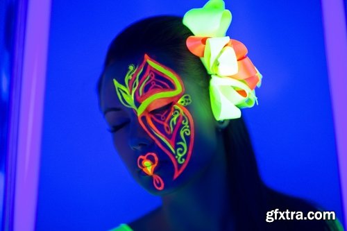 Collection of ultraviolet girl woman in fluorescent paint body painting 25 HQ Jpeg