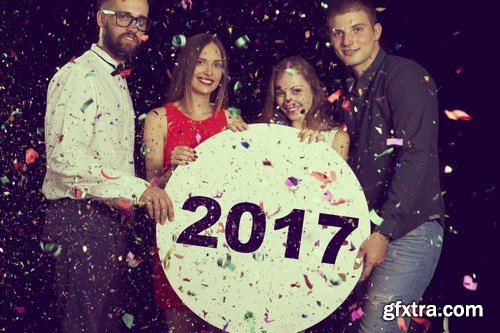 Friends and New Year 2017 - 13xUHQ JPEG