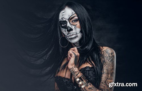 Woman With Skull Make Up - 12xUHQ JPEG