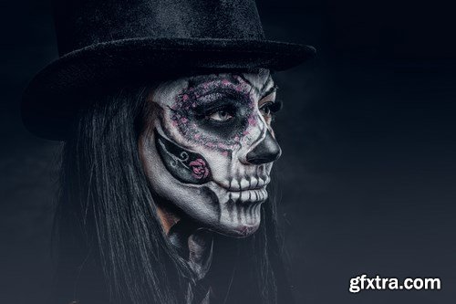 Woman With Skull Make Up - 12xUHQ JPEG