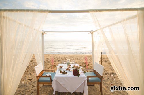 Romantic Dinner on the Ocean Coast - 11xUHQ JPEG