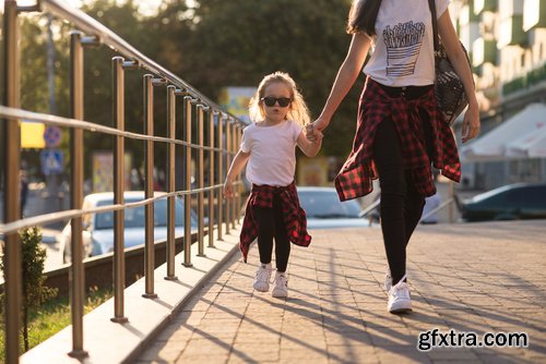 Hipster daughter - 6 UHQ JPEG