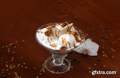 Ice cream with nuts - 5 UHQ JPEG