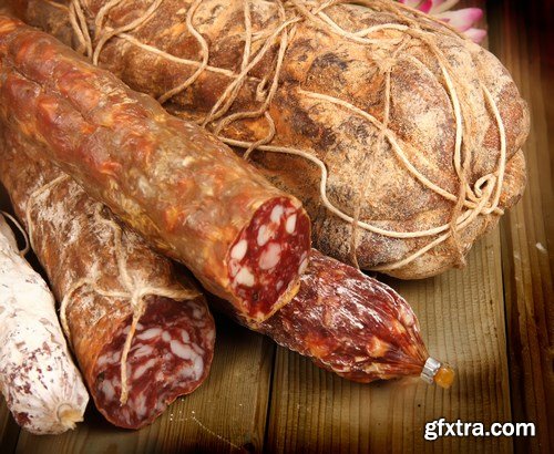 Salami e prosciutto crudo - 13xUHQ JPEG Photo Stock