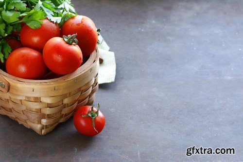 Tasty tomatoes - 47xUHQ JPEG