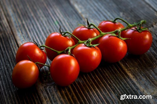 Tasty tomatoes - 47xUHQ JPEG